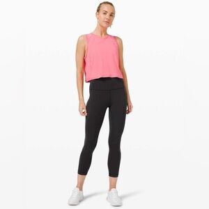 Lululemon Wunder Train High-Rise Crop 23"
Black (First Release) Size 6
